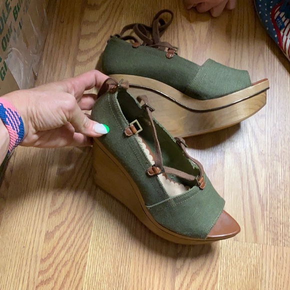 Zara style mango sandals